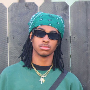 Meet your Posher, Jonathan